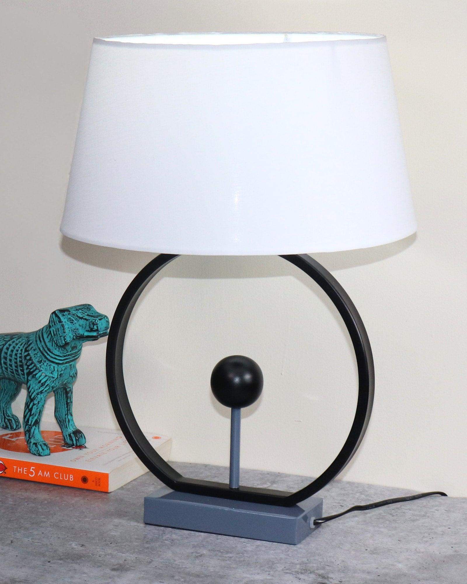 The ARC Table lamp - LOOSEBUCKET