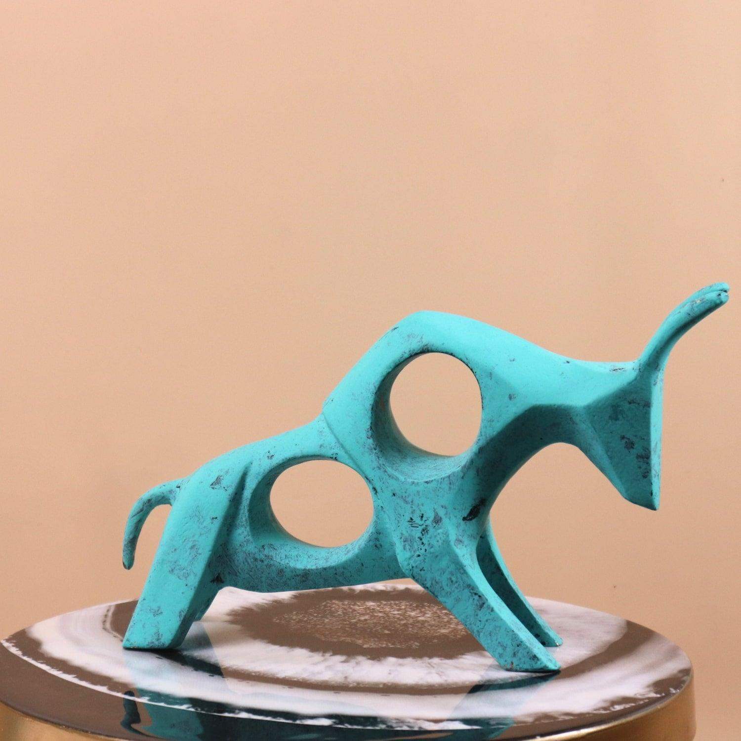 Bull figurine , Aluminum Bull Figurine
