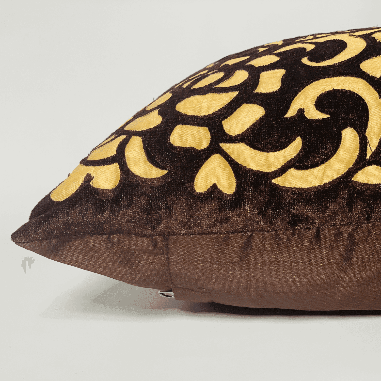 The Brown Town Cushion Covers - LOOSEBUCKET